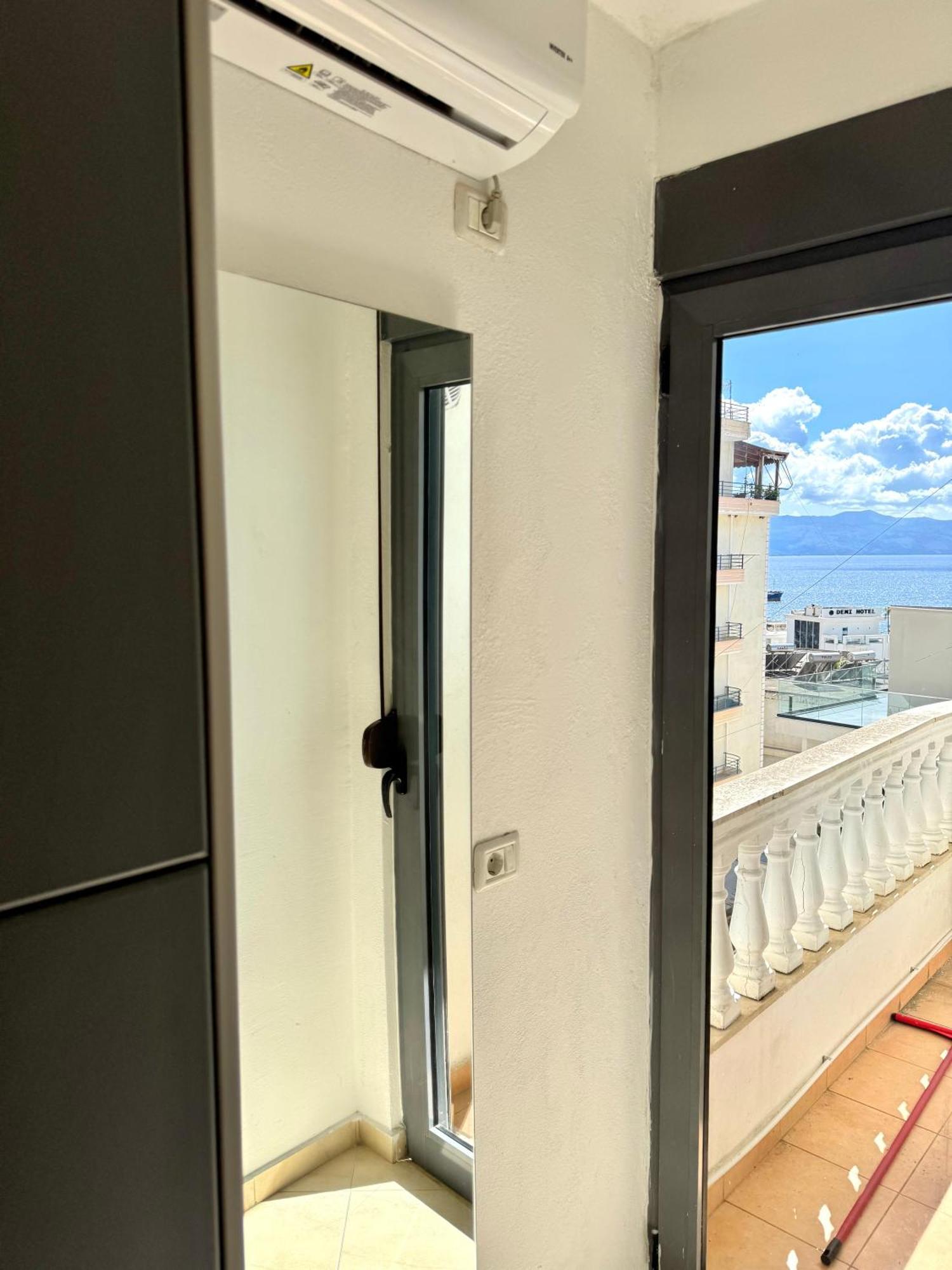 Sun & Sea Apartment Saranda Exterior foto